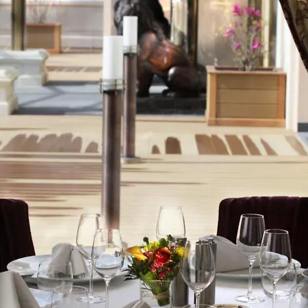 Princesse Flore Hotel