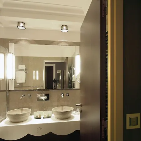 Princesse Flore Otel 5*