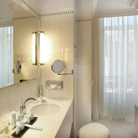 Princesse Flore Otel