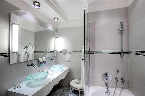 Princesse Flore Hotel 5*